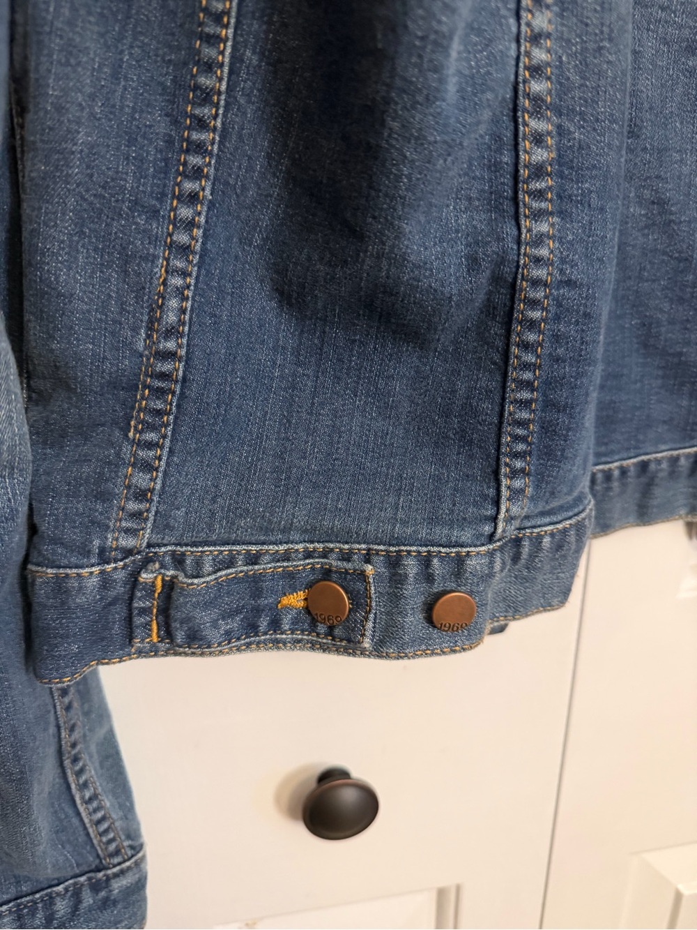 Gap 1969 Medium Wash Denim Jacket Size Medium - Picture 8 of 11